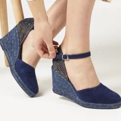 Women Jones Bootmaker Arabella Wedge Sandals -