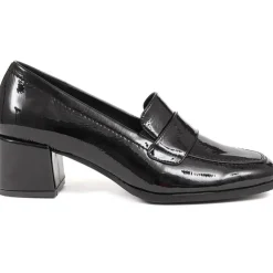 Women Jones Bootmaker Brielle Patent Leather Heeled Loafers -
