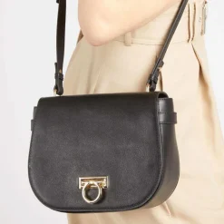 Women Jones Bootmaker Leather Saddle Bag -