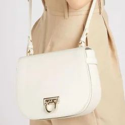 Women Jones Bootmaker Leather Saddle Bag -