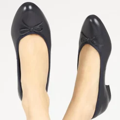 Women Jones Bootmaker Soleil Leather Low Ballet Pumps -