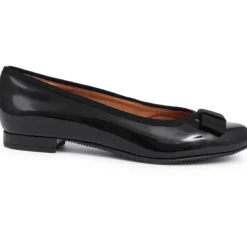 Women Soleil Wide Leather Ballet Pumps -