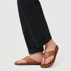 Jones Bootmaker Weybridge Leather Toe-Post Sandals -