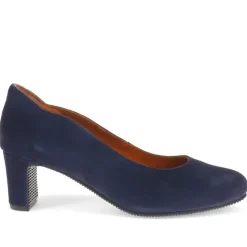 Women ZoeyWide Leather Court Shoes -